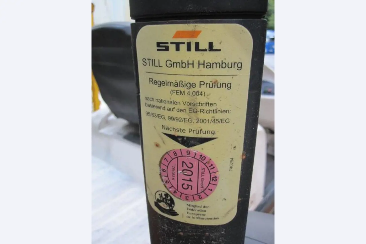 Gepflegte Flurförderfahrzeuge-7